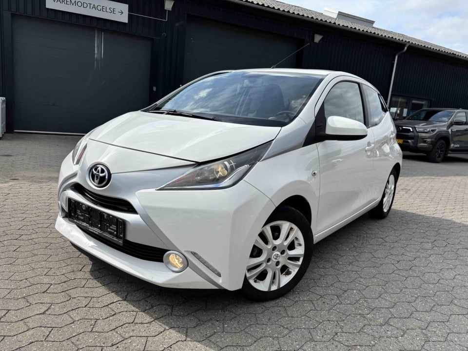 Toyota Aygo 1,0 VVT-i x-change 5d