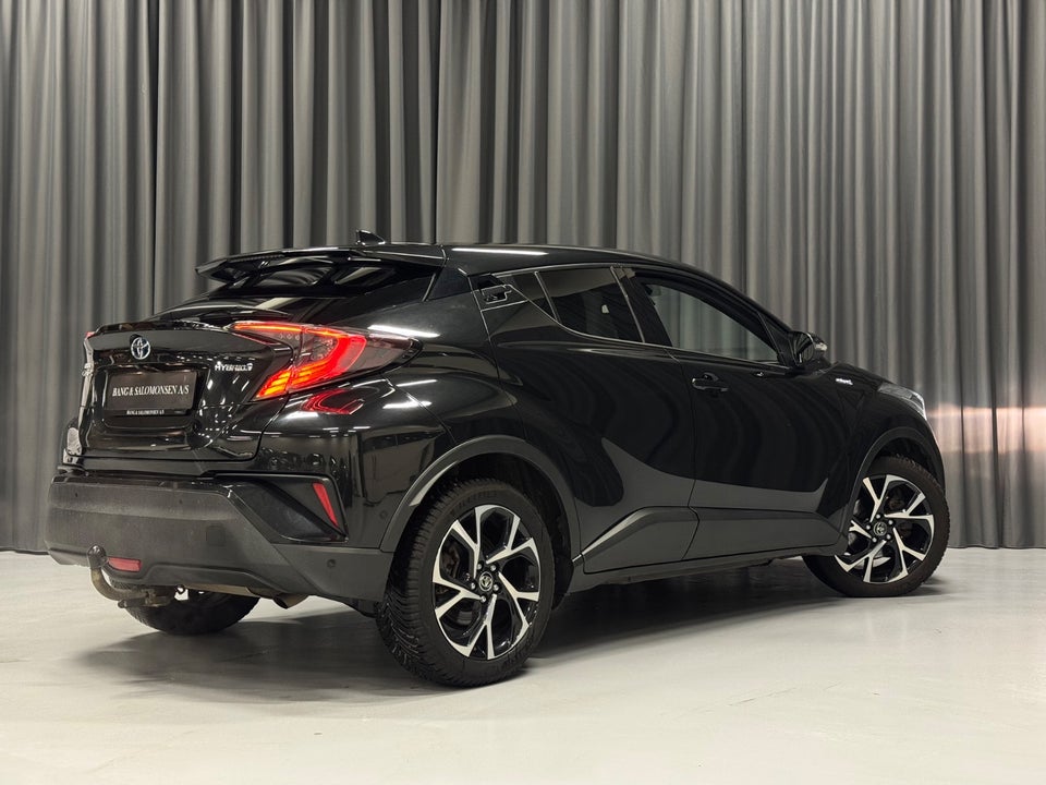 Toyota C-HR 1,8 Hybrid C-LUB Business CVT 5d
