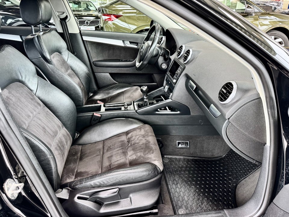 Audi A3 2,0 TDi 140 Ambition Sportback 5d