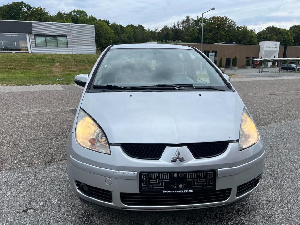 Mitsubishi Colt 1,3 Invite Coolpack aut. 5d