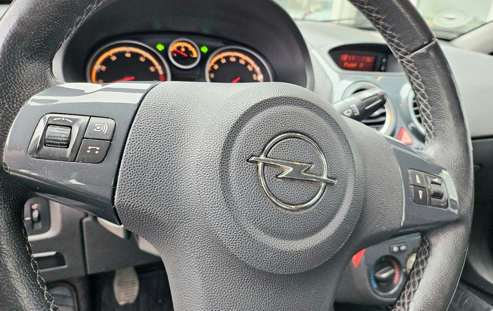 Opel Corsa 1,4 16V Sport Edition 5d