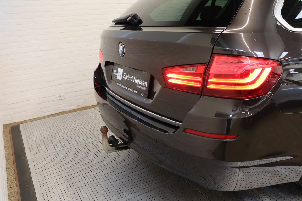 BMW 520d 2,0 Touring Luxury Line aut. 5d