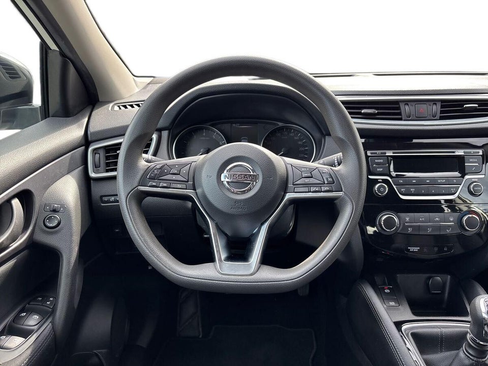 Nissan Qashqai 1,3 Dig-T 140 Visia 5d