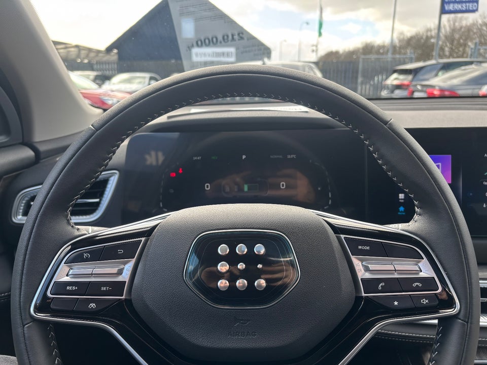 Navor E5 1,5 PHEV Rock 5d