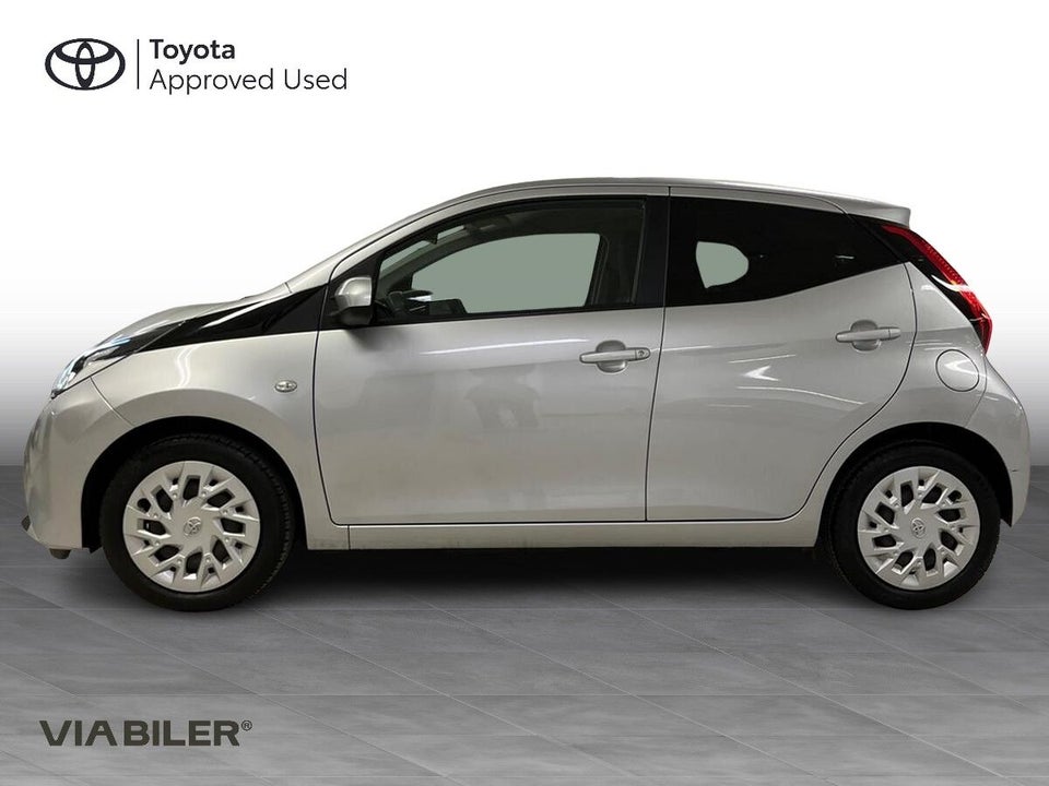 Toyota Aygo 1,0 VVT-i x-pression 5d