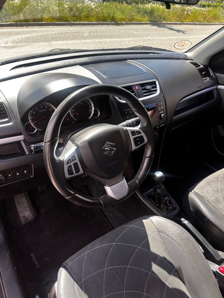 Suzuki Swift 1,2 Dualjet Style 5d