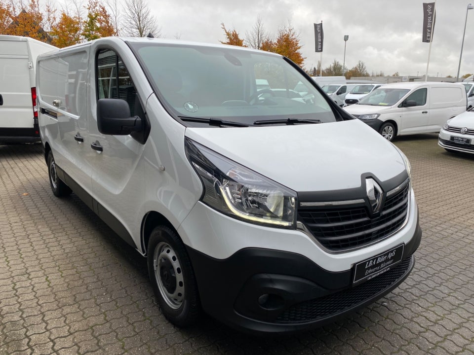 Renault Trafic T29 2,0 dCi 120 L2H1