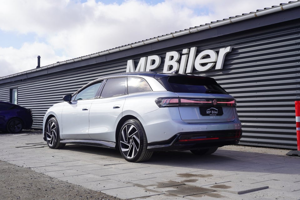 VW ID.7 77 Pro Tourer 5d