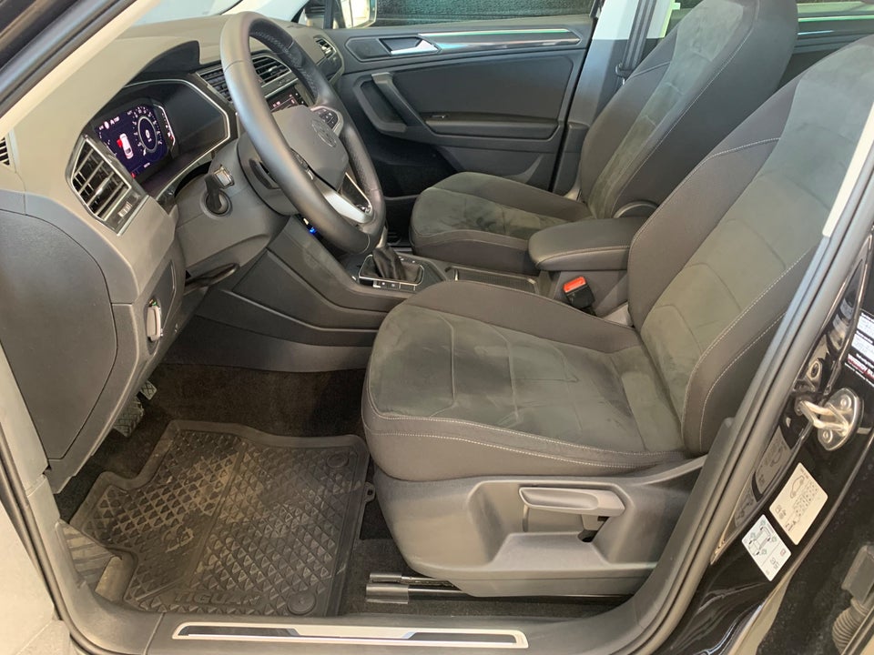 VW Tiguan 1,4 eHybrid Elegance DSG 5d