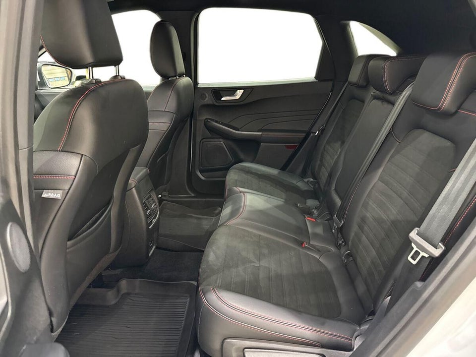 Ford Kuga 2,5 PHEV ST-Line X CVT 5d