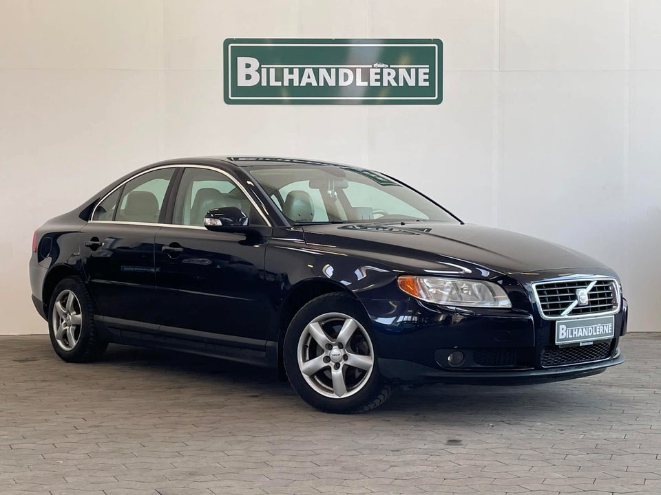 Volvo S80 2,5 T Momentum aut. 4d