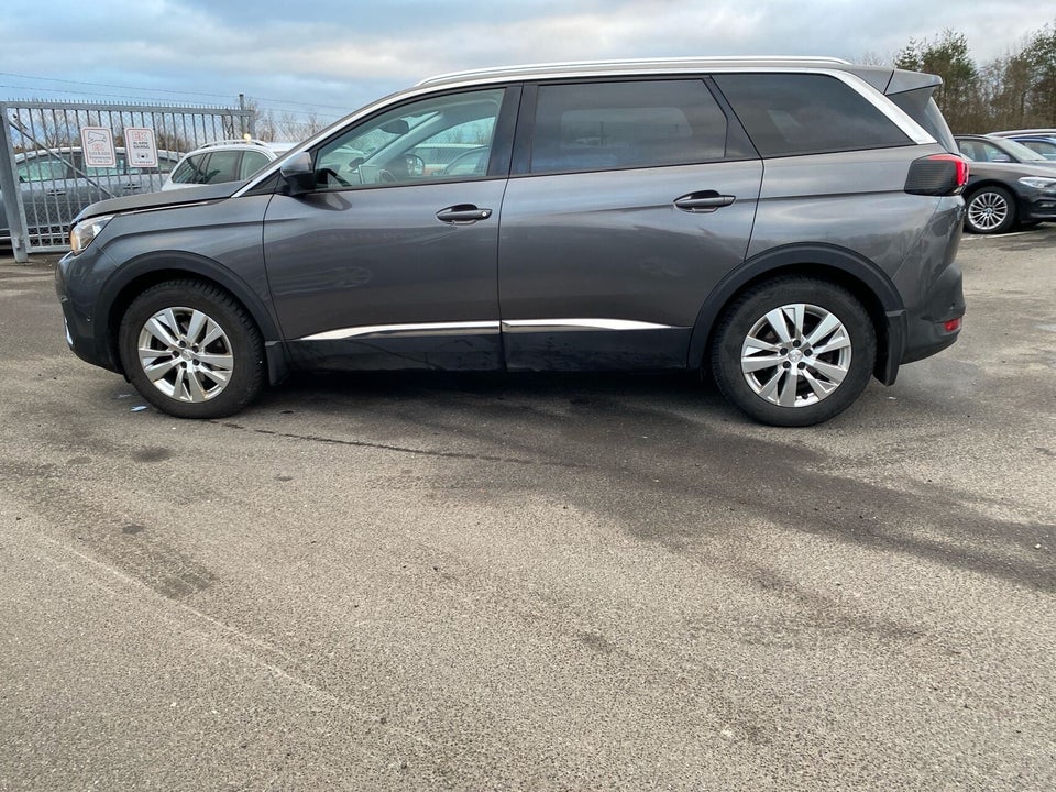 Peugeot 5008 1,6 e-THP 165 Allure EAT6 7prs 5d