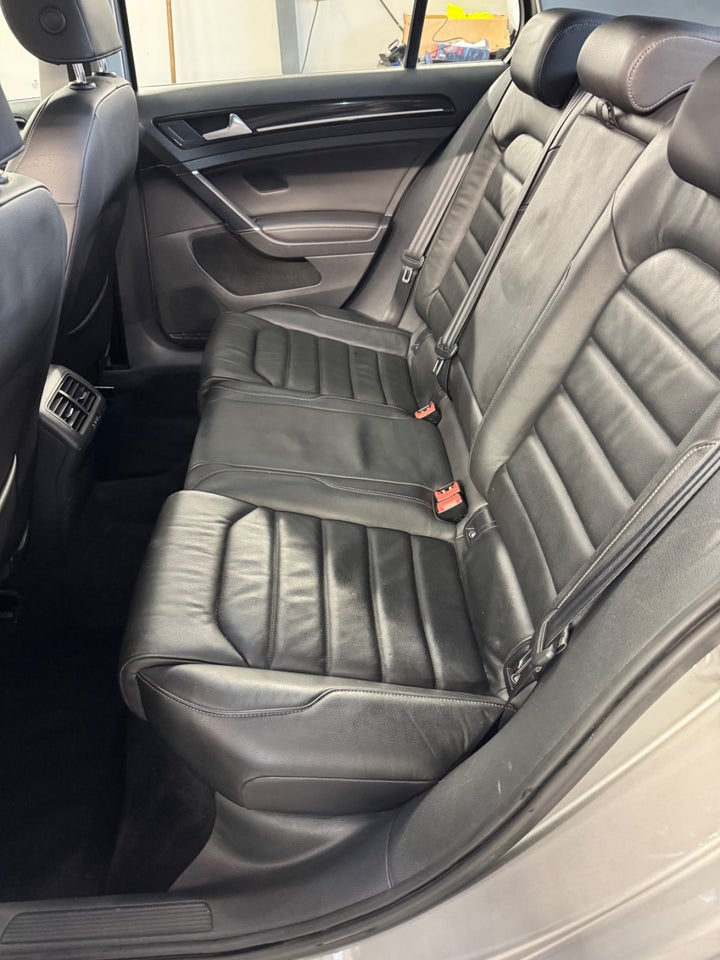 VW Golf VII 1,4 TSi 122 Comfortline BMT 5d