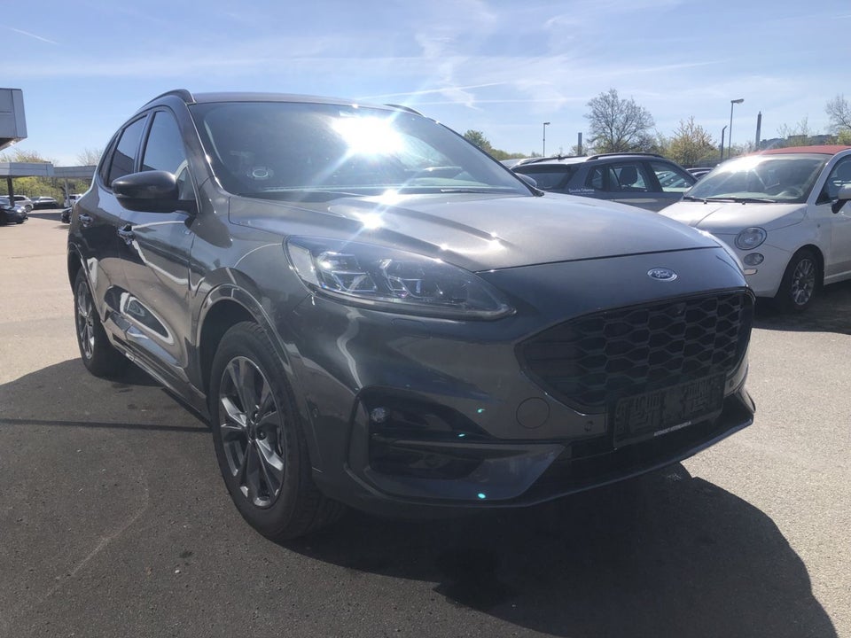 Ford Kuga 2,5 PHEV ST-Line CVT 5d