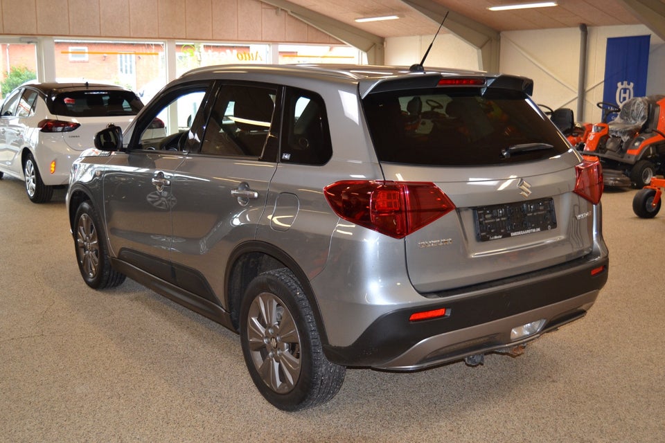 Suzuki Vitara 1,0 Boosterjet Active aut. 5d