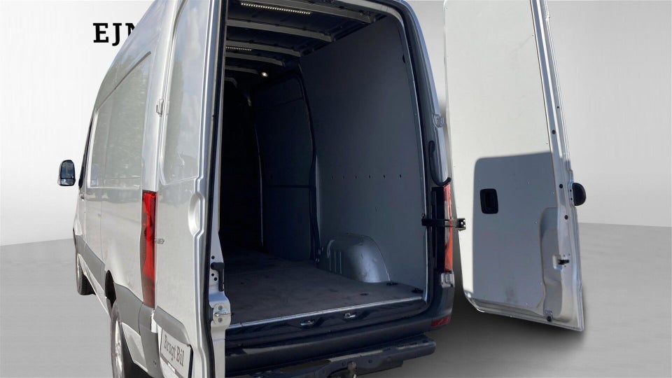 Mercedes Sprinter 317 2,0 CDi A2 Kassevogn aut. RWD