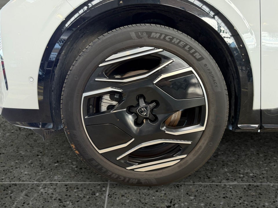 Peugeot e-5008 77 GT Pack 7prs 5d
