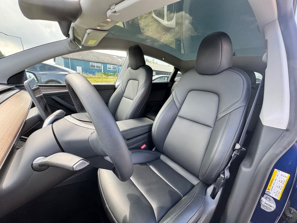 Tesla Model Y RWD 5d