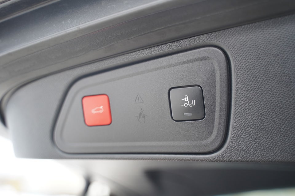 Peugeot 3008 1,6 Hybrid Allure Pack EAT8 5d