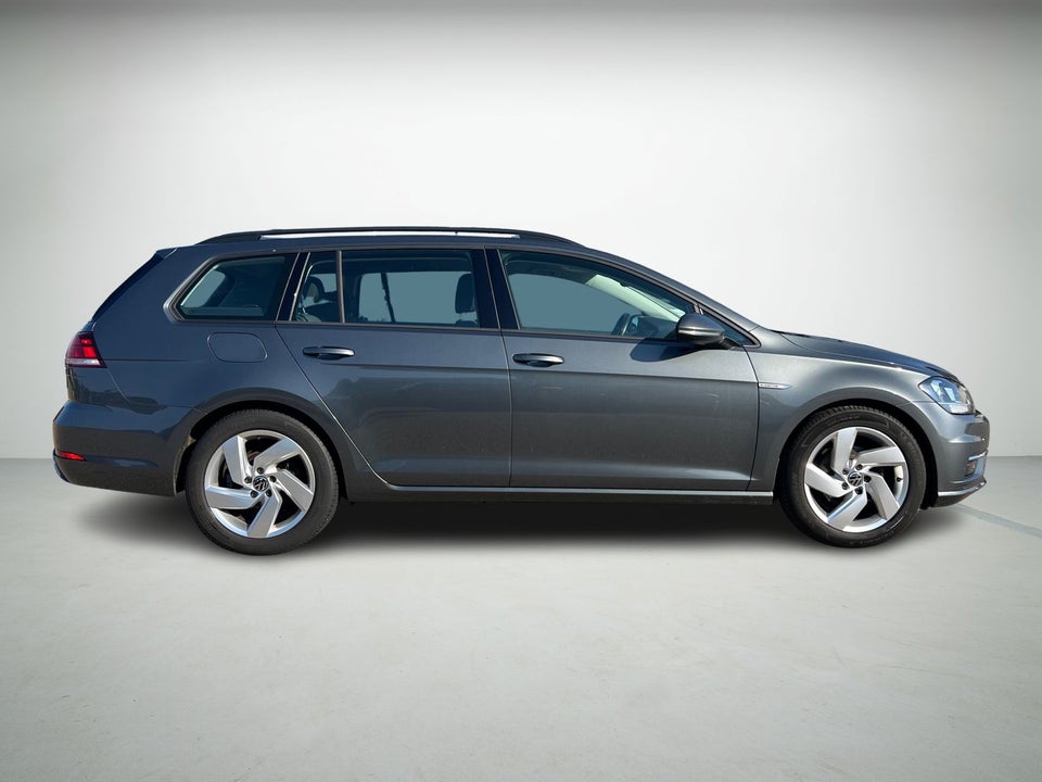 VW Golf VII 1,5 TSi 130 Comfortline DSG 5d