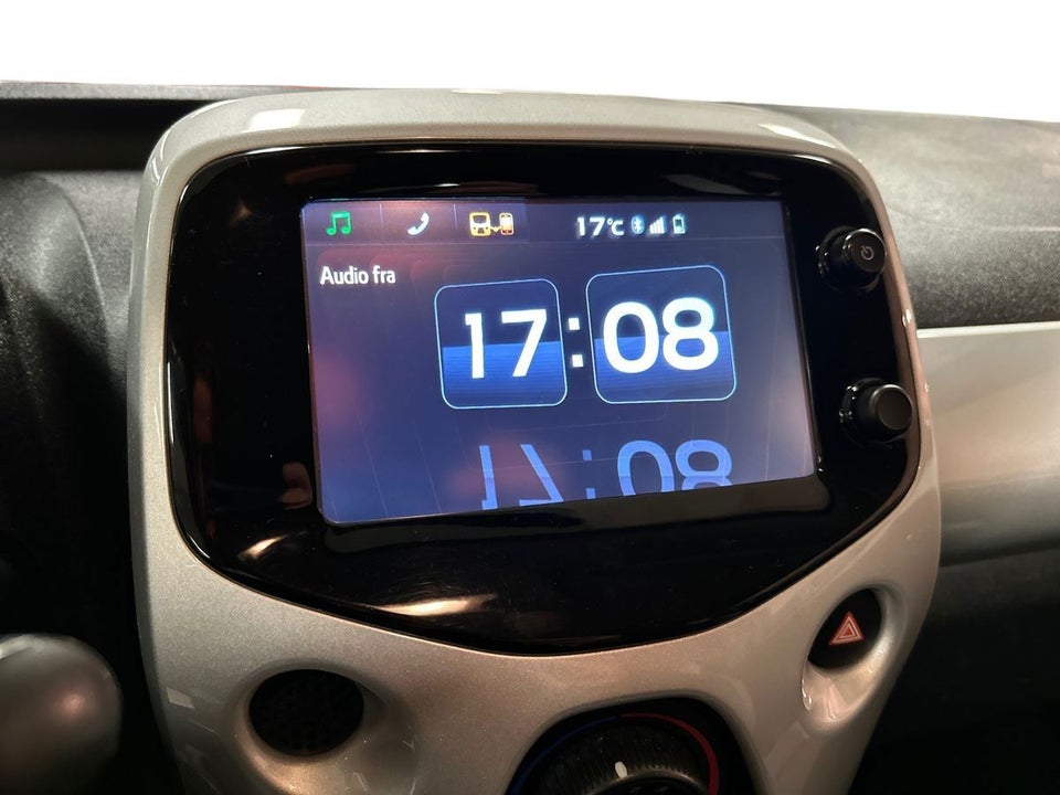 Toyota Aygo 1,0 VVT-i x-play x-touch 5d