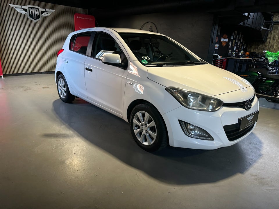 Hyundai i20 1,25 Classic XTR 5d