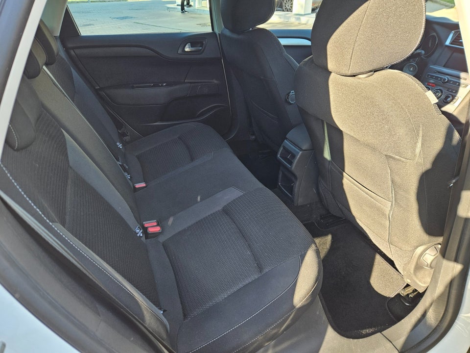 Citroën C4 1,6 BlueHDi 100 Millesime 5d