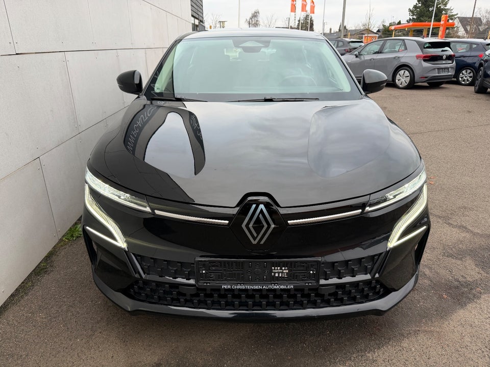 Renault Megane E-Tech 60 Equilibre 5d