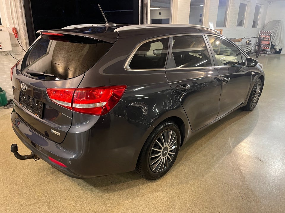 Kia Ceed 1,4 CVVT Attraction SW 5d