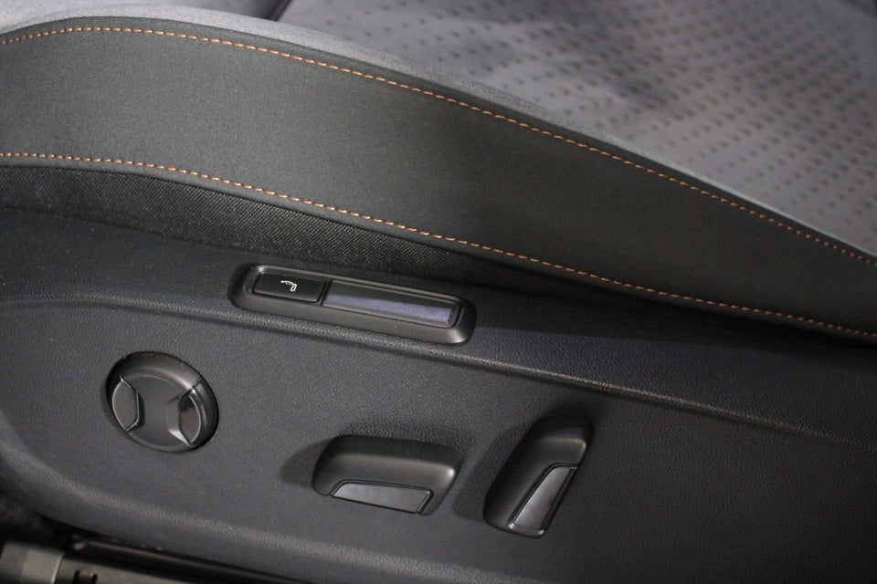 Cupra Born 77 e-Boost 5d