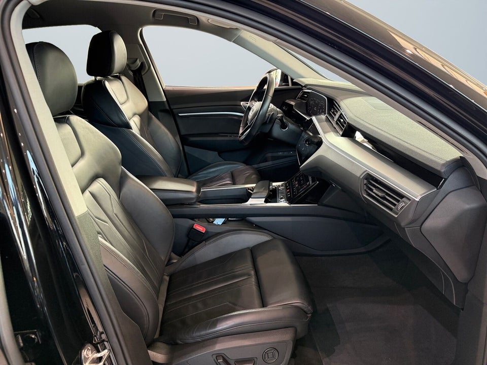 Audi e-tron 55 Advanced Sportback quattro 5d