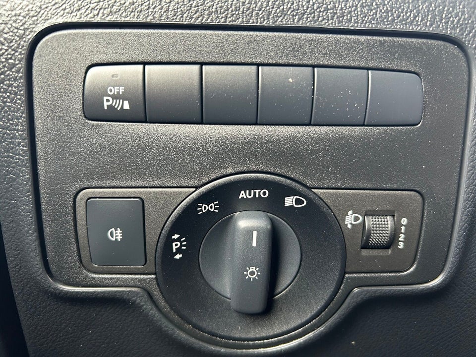 Mercedes Vito 114 2,0 CDi Kassevogn aut. L RWD