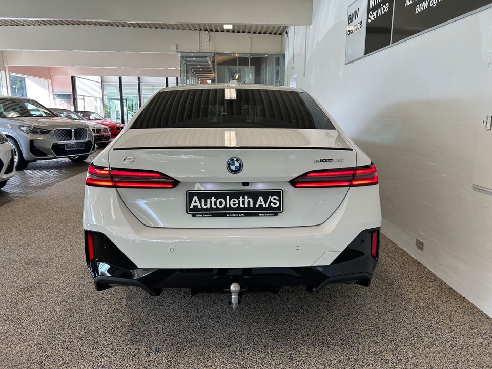 BMW i5 eDrive40 M-Sport Pro 4d