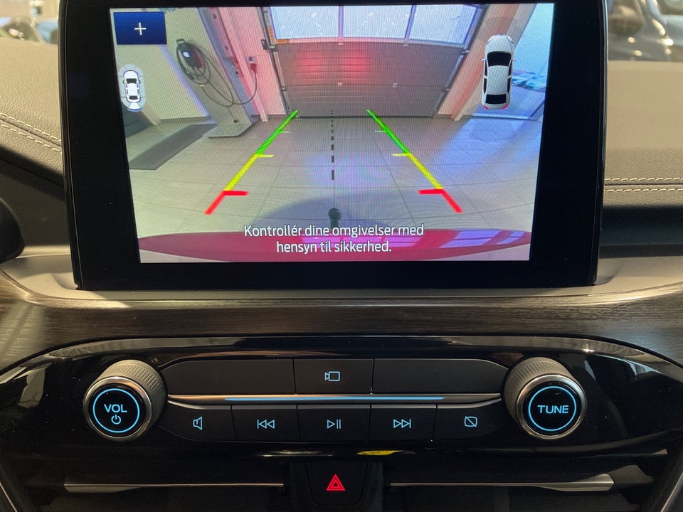 Ford Kuga 2,5 PHEV Vignale CVT 5d