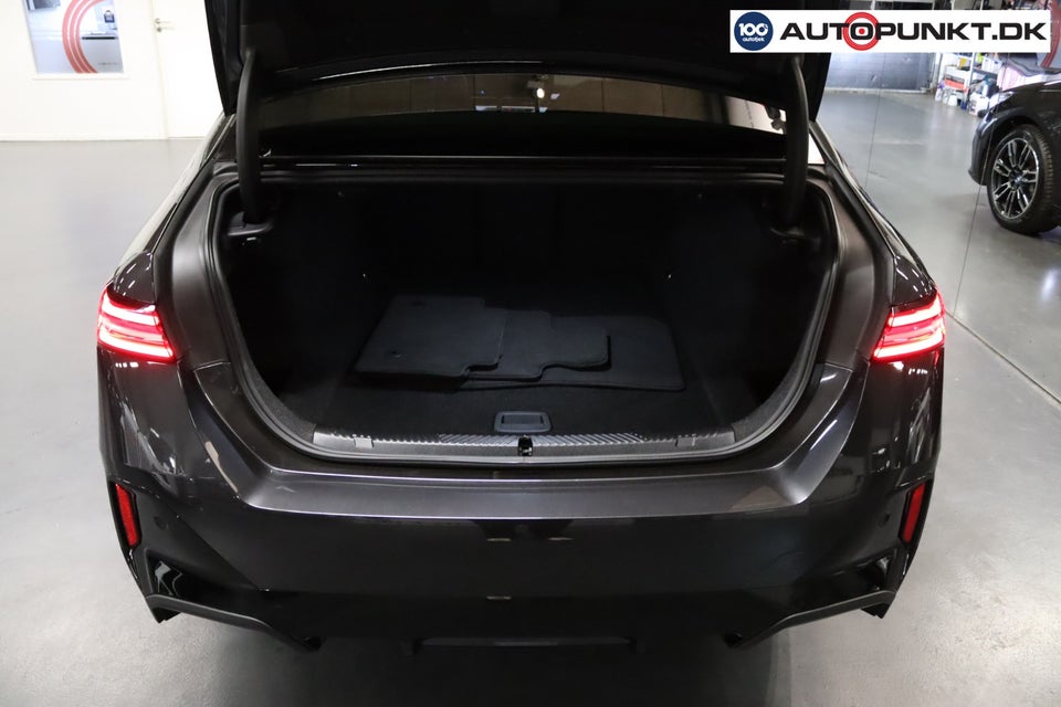 BMW i5 eDrive40 M-Sport 4d