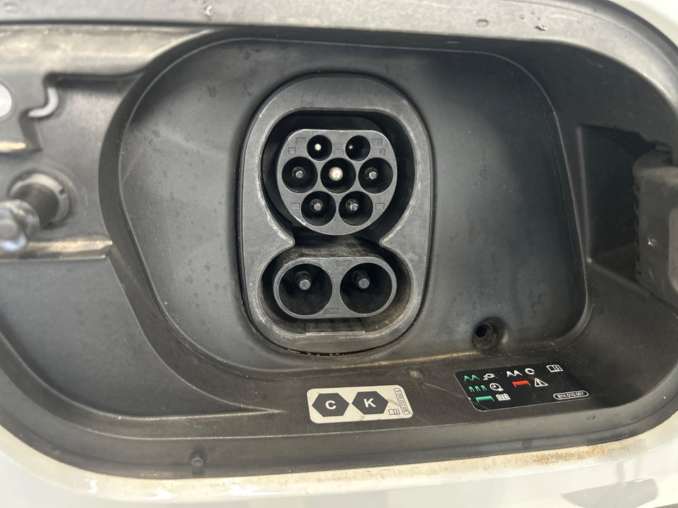 Audi Q4 e-tron 40  5d