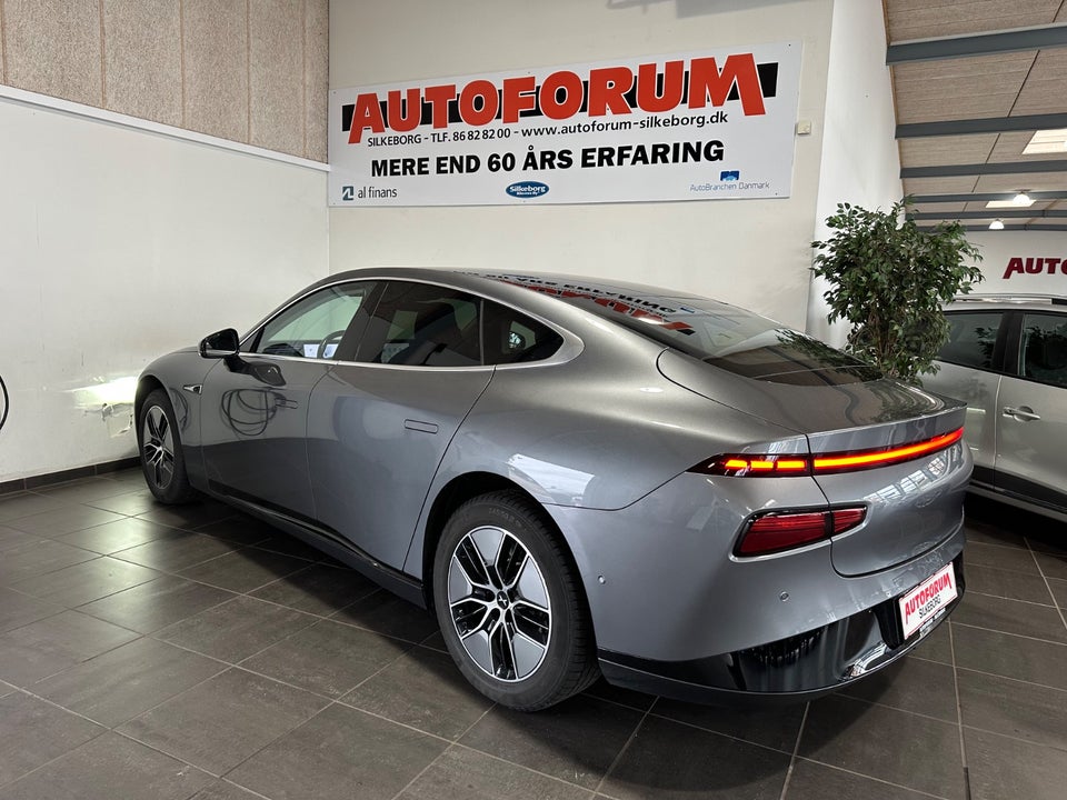 Xpeng P7 Long Range 4d