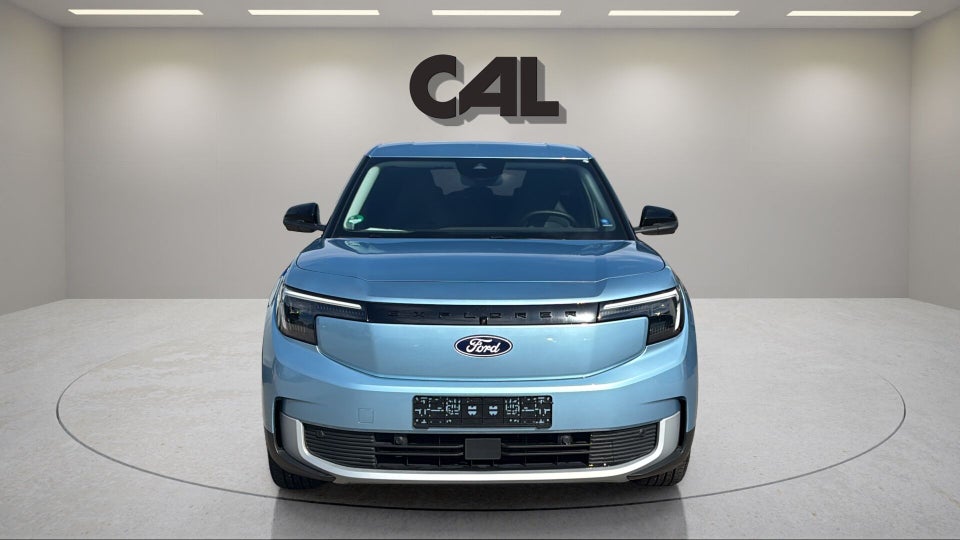 Ford Explorer 79 Select Extended Range AWD 5d