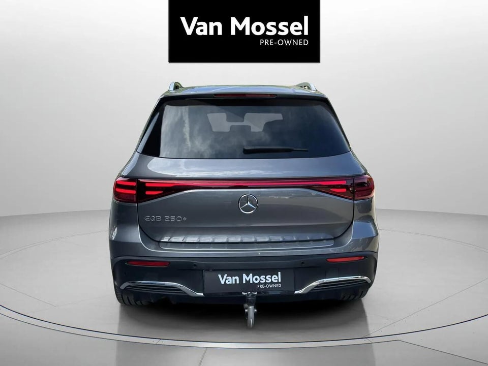Mercedes EQB250+ AMG Edition 5d