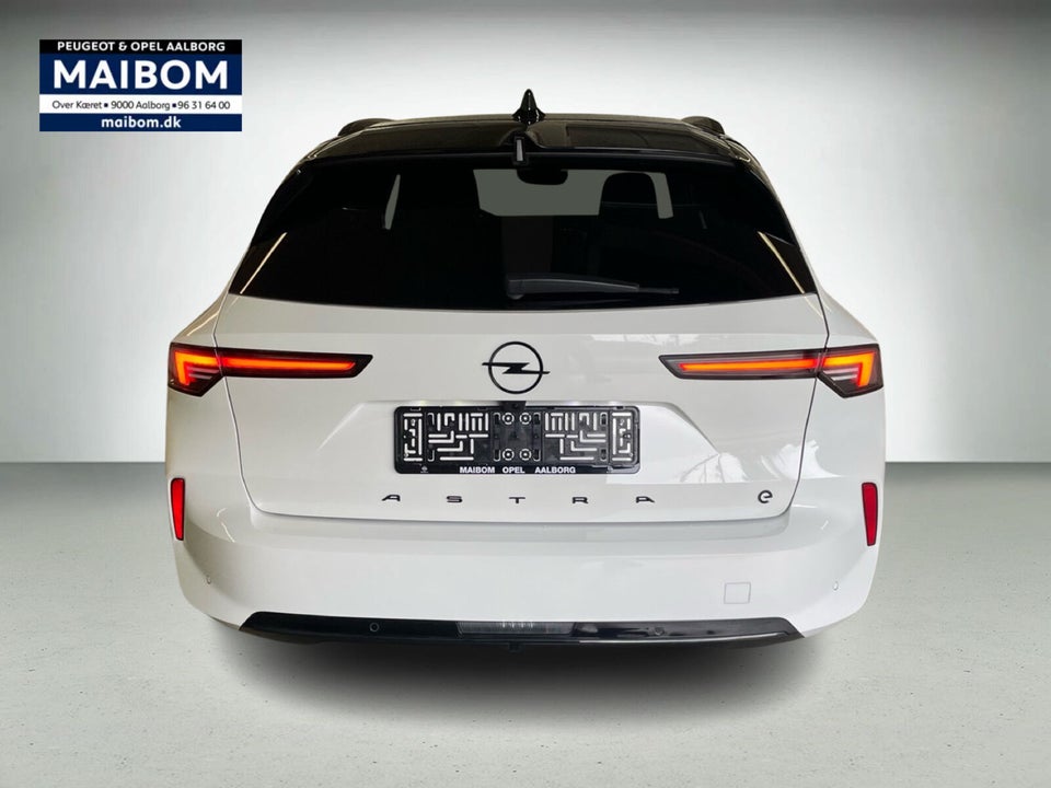 Opel Astra-e 54 GS Sports Tourer 5d