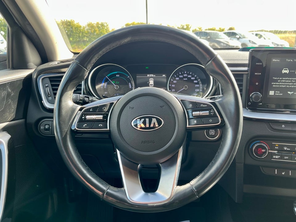 Kia Ceed 1,6 PHEV Prestige SW DCT 5d