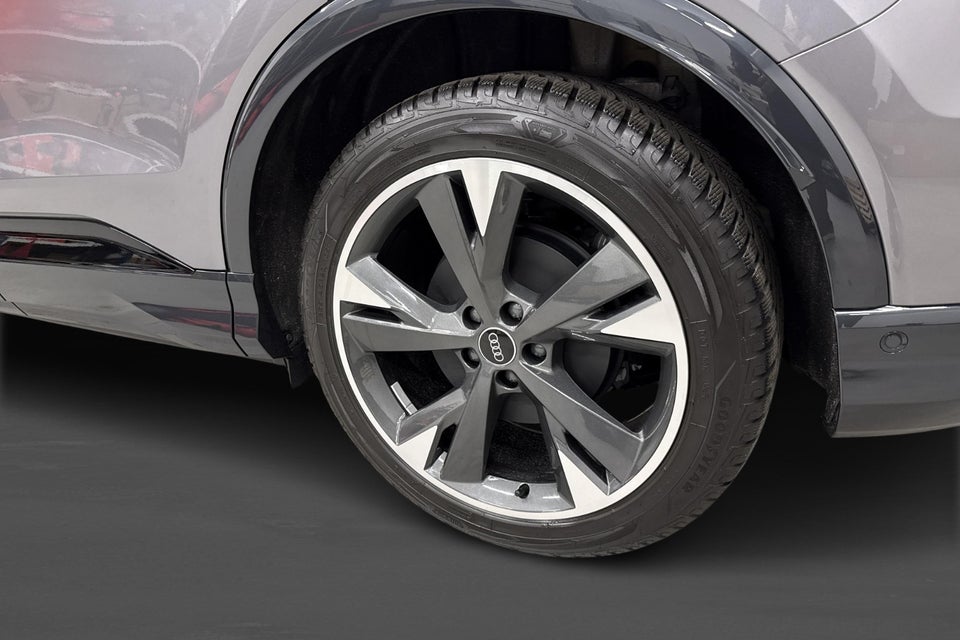 Audi Q4 e-tron 45 S-line Edition 5d