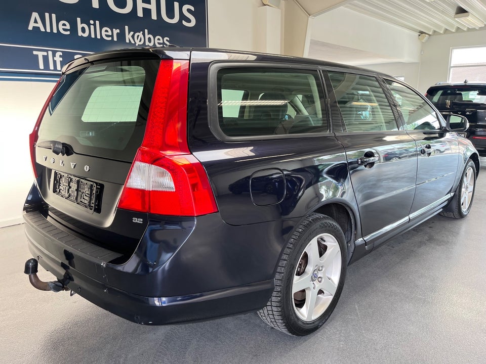 Volvo V70 3,2 Summum aut. 5d
