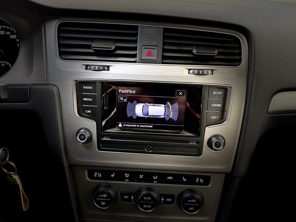 VW Golf VII 1,4 TSi 122 Comfortline BMT 5d