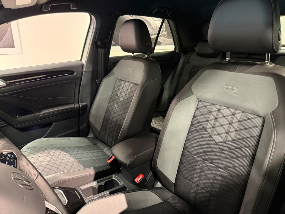 VW T-Roc 1,5 TSi 150 R-line DSG 5d