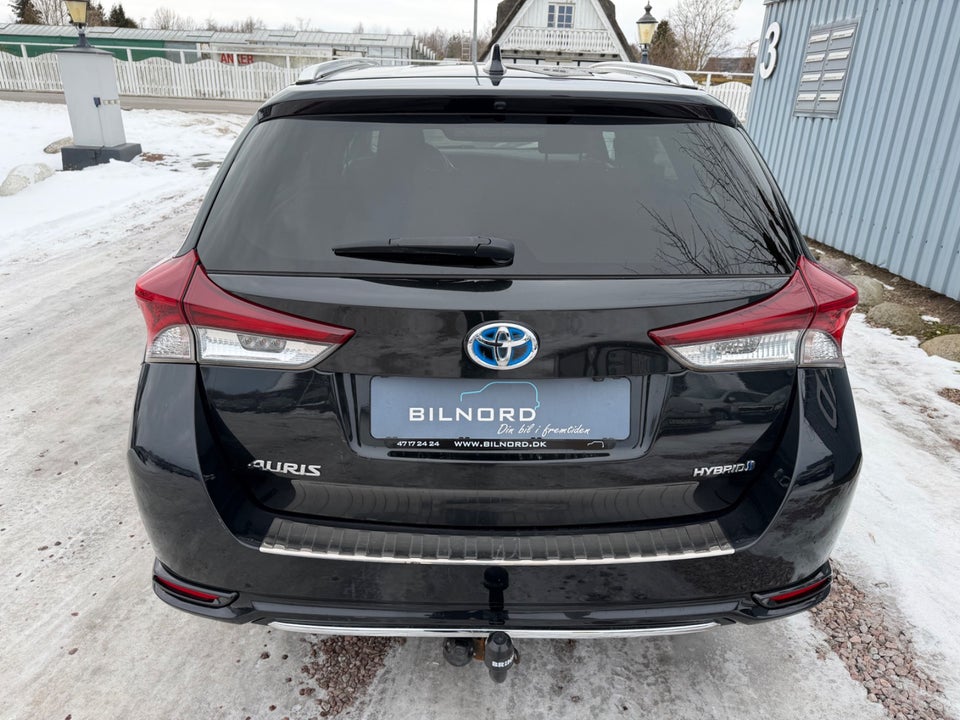 Toyota Auris 1,8 Hybrid H2 Comfort Touring Sports CVT 5d