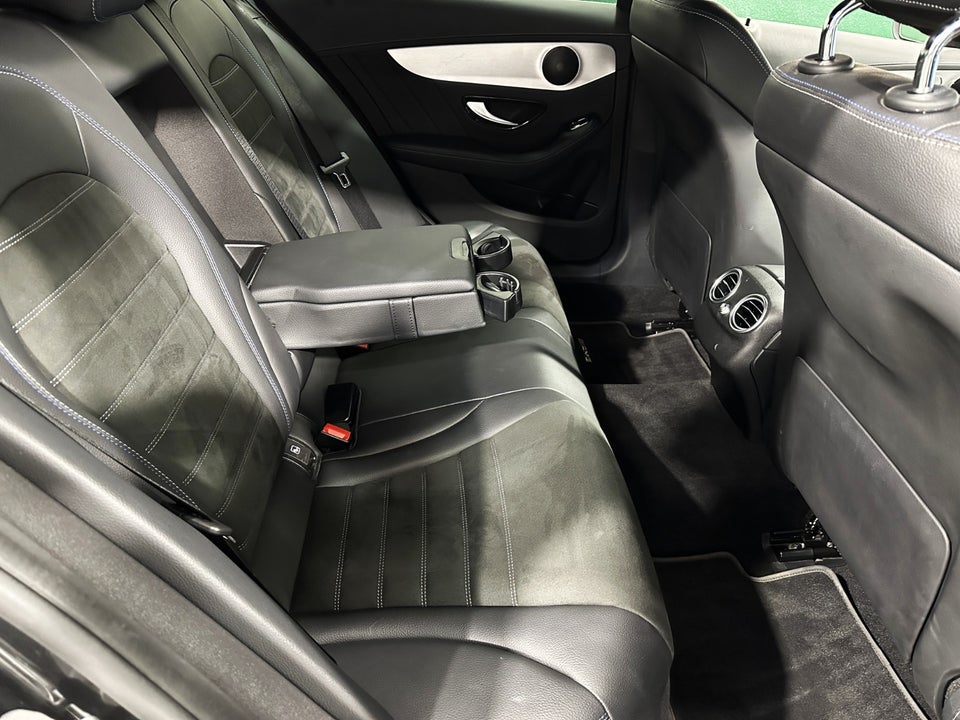 Mercedes C220 d 2,0 AMG Line Night Edition stc. aut. 5d