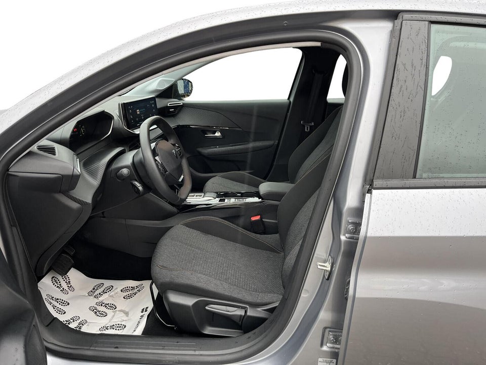 Peugeot e-208 50 Style 5d