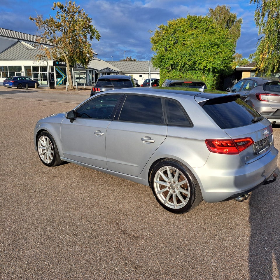 Audi A3 1,4 TFSi 150 Ambition Sportback 5d