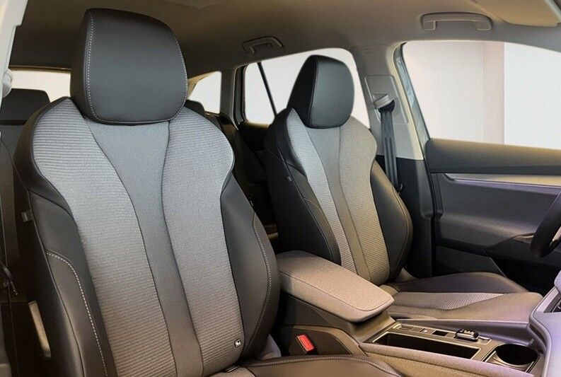 Skoda Enyaq 85 iV Loft 5d